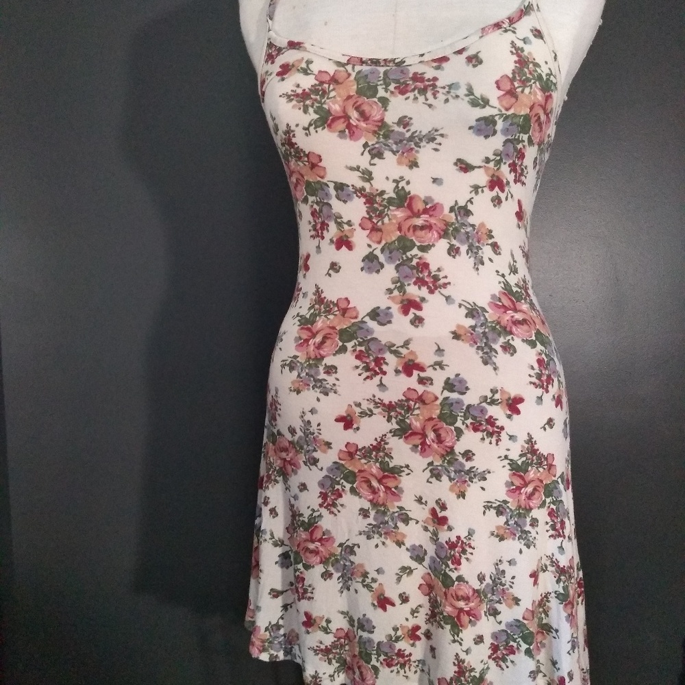 Formfitting floral dress
